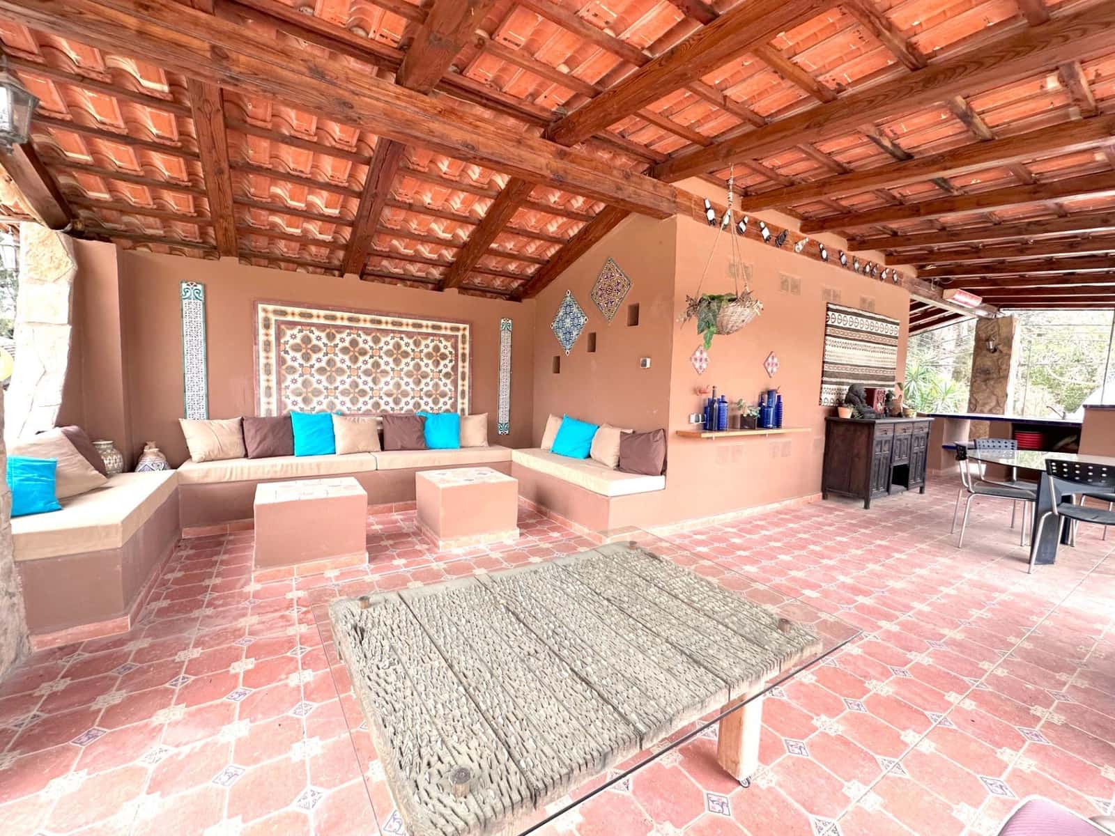 5 Zimmer Villa zu verkaufen in Catral mit Pool - 975.000 € (Ref: 9745292)
