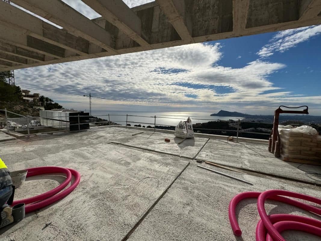 5 bedroom Villa for sale in Altea with pool - € 6,490,000 (Ref: 9752060)