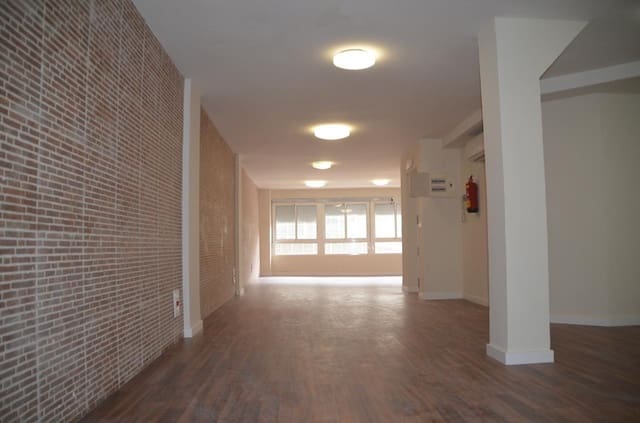 2 quarto Apartamento para venda em Mercado, Alicante cidade - 235 000 € (Ref: 9846267)