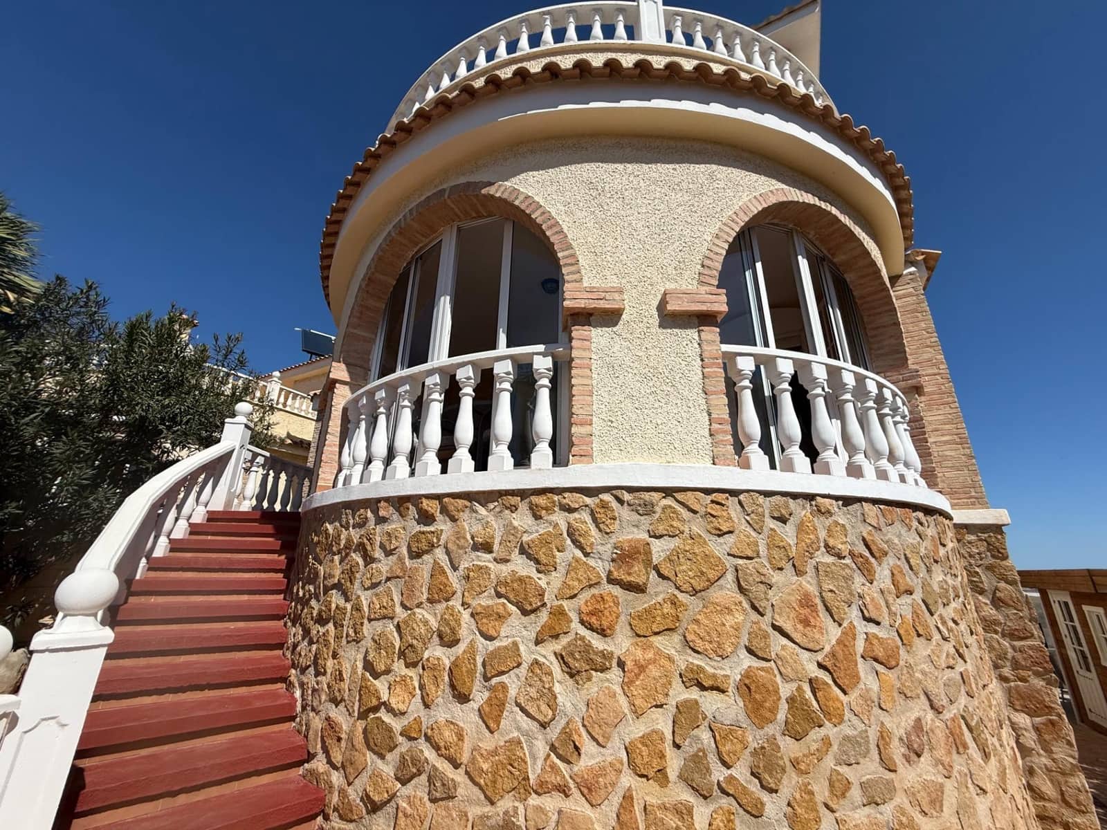 5 sovrum Bungalow till salu i Monforte del Cid med pool garage - 465 000 € (Ref: 9855496)