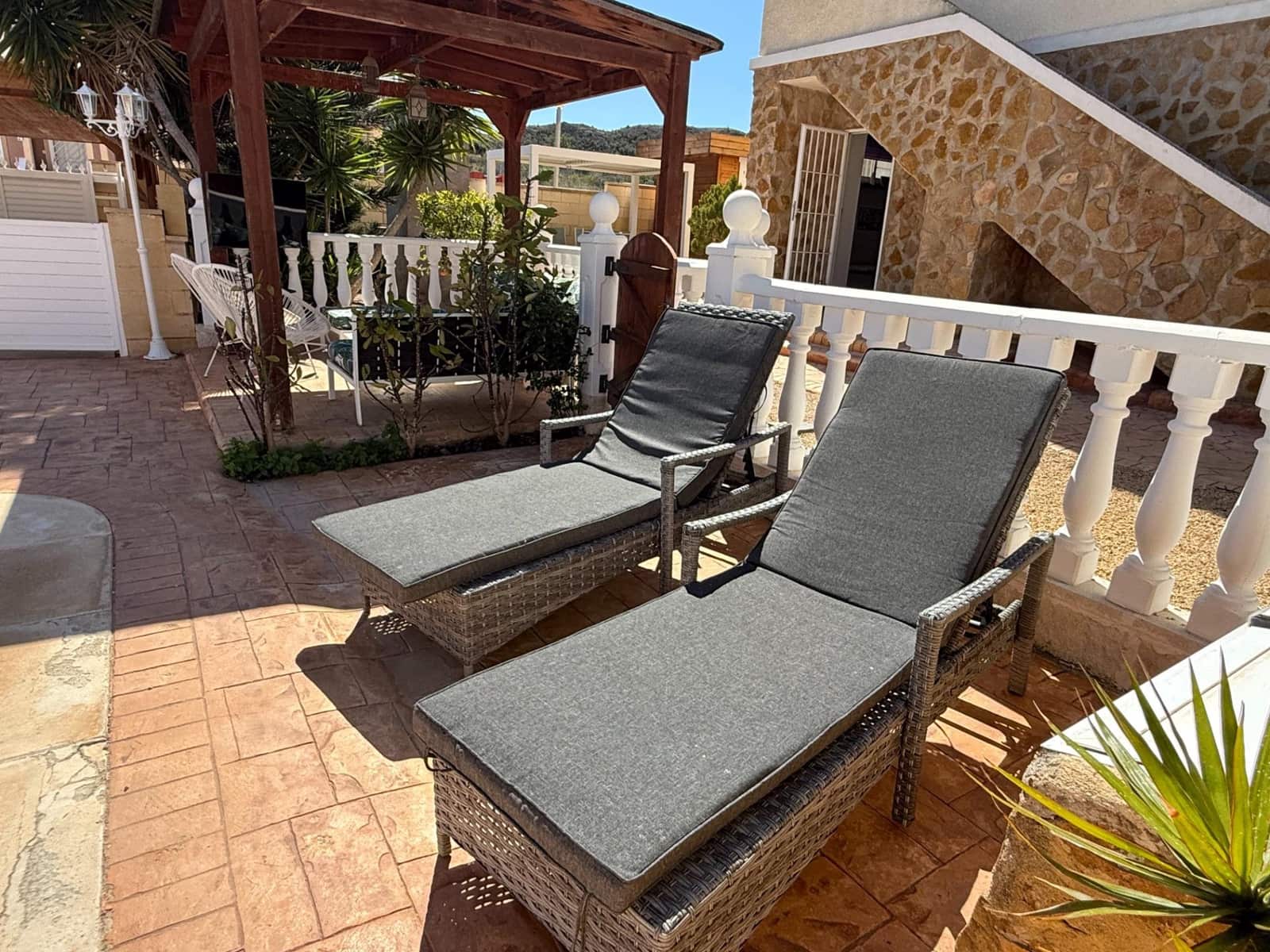 5 sovrum Bungalow till salu i Monforte del Cid med pool garage - 465 000 € (Ref: 9855496)