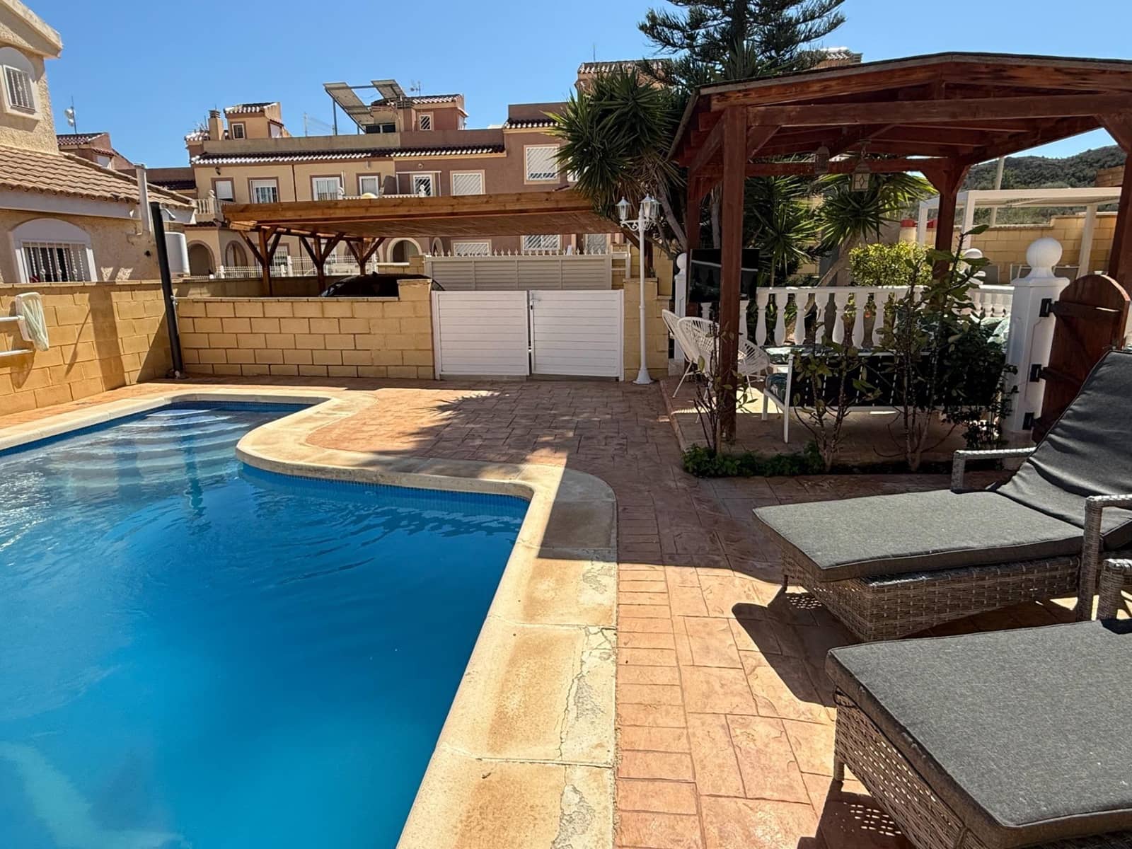5 sovrum Bungalow till salu i Monforte del Cid med pool garage - 465 000 € (Ref: 9855496)