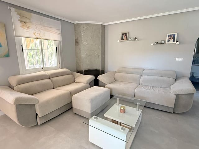 5 sovrum Bungalow till salu i Monforte del Cid med pool garage - 445 000 € (Ref: 9855496)