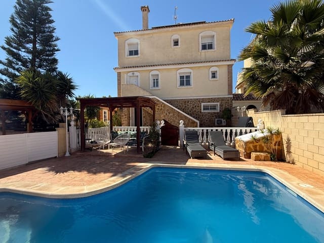 5 sovrum Bungalow till salu i Monforte del Cid med pool garage - 445 000 € (Ref: 9855496)