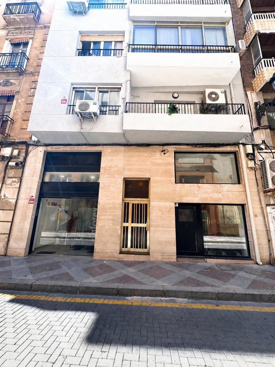 2 bedroom Flat for sale in Alicante / Alacant city - € 428,000 (Ref: 9855497)