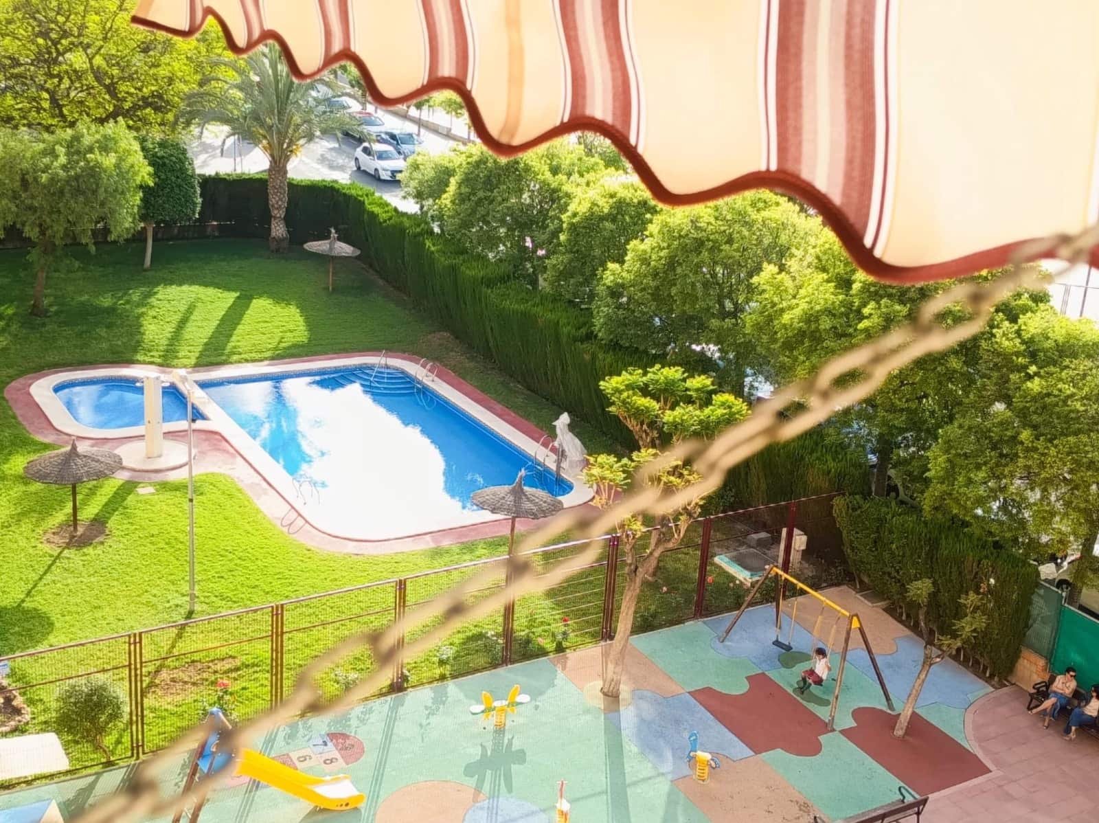 3 bedroom Flat for sale in Alicante / Alacant city with pool - € 275,000 (Ref: 9855498)