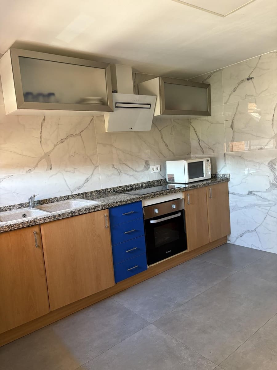 3 camera da letto Appartamento in vendita in Alicante citta con piscina - 275.000 € (Rif: 9855498)