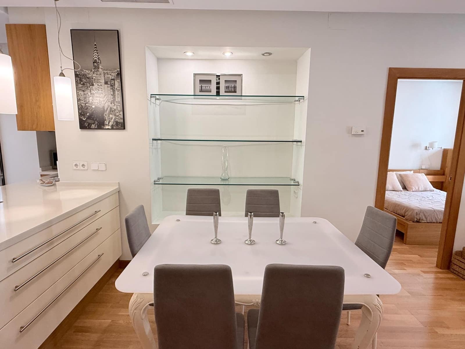 3 bedroom Flat for sale in Alicante / Alacant city - € 375,000 (Ref: 9860131)