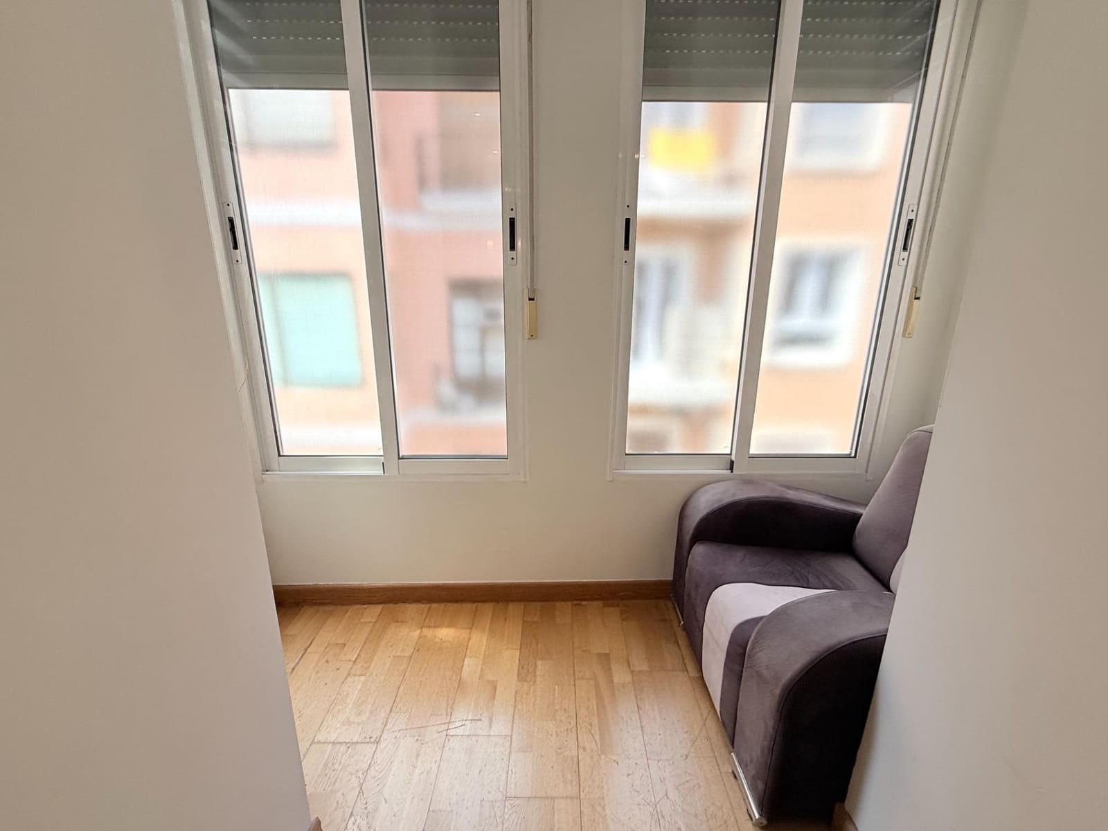 3 bedroom Flat for sale in Alicante / Alacant city - € 375,000 (Ref: 9860131)