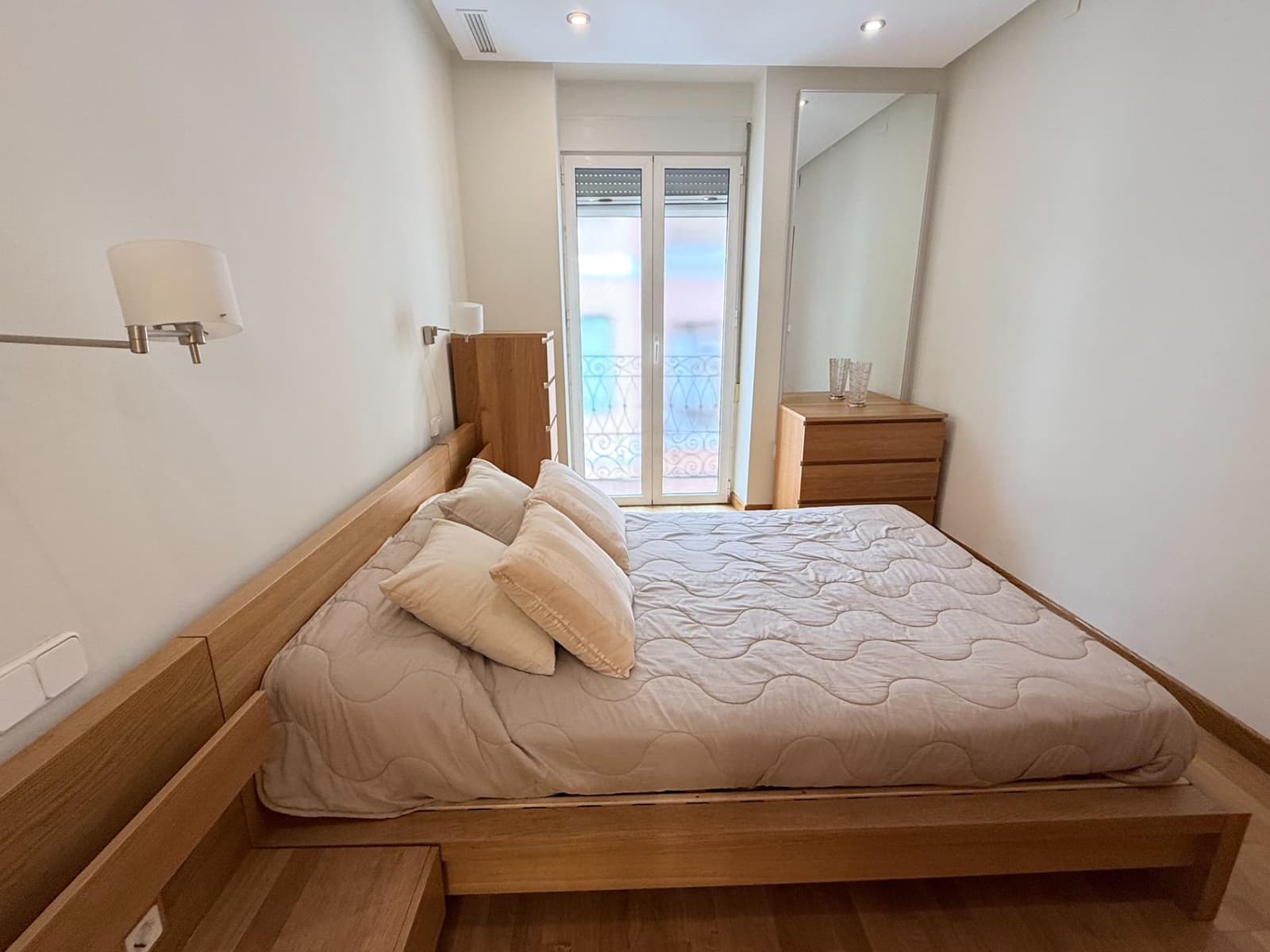 3 bedroom Flat for sale in Alicante / Alacant city - € 375,000 (Ref: 9860131)