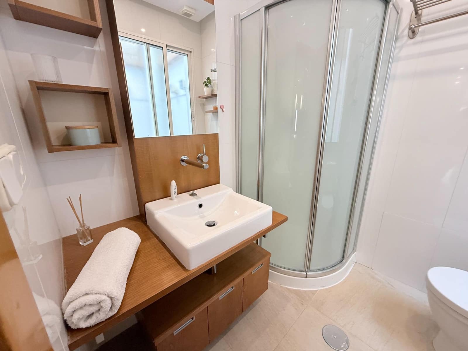 3 bedroom Flat for sale in Alicante / Alacant city - € 375,000 (Ref: 9860131)