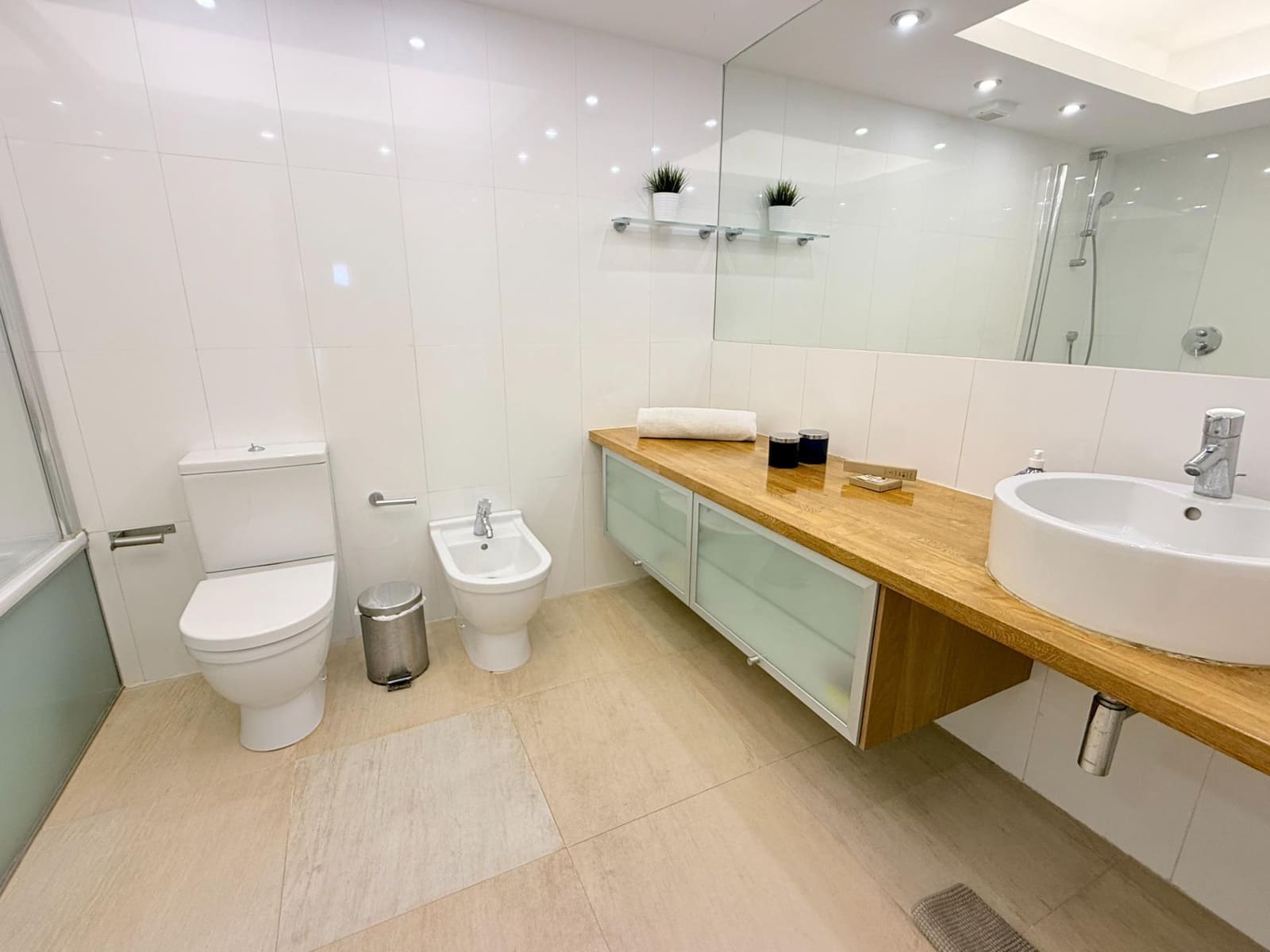 3 bedroom Flat for sale in Alicante / Alacant city - € 375,000 (Ref: 9860131)