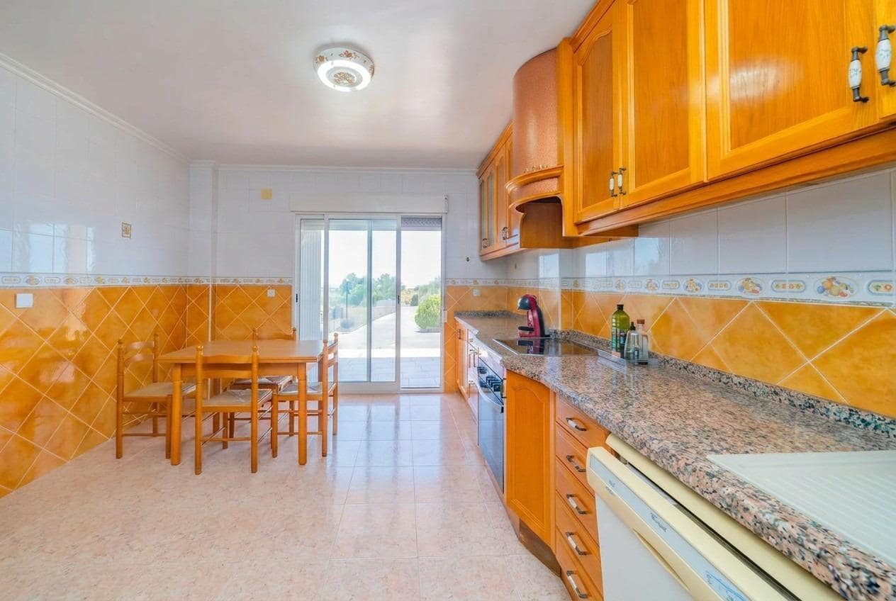 3 soveværelse Villa til salg i Moralet med swimmingpool - € 450.000 (Ref: 9930811)
