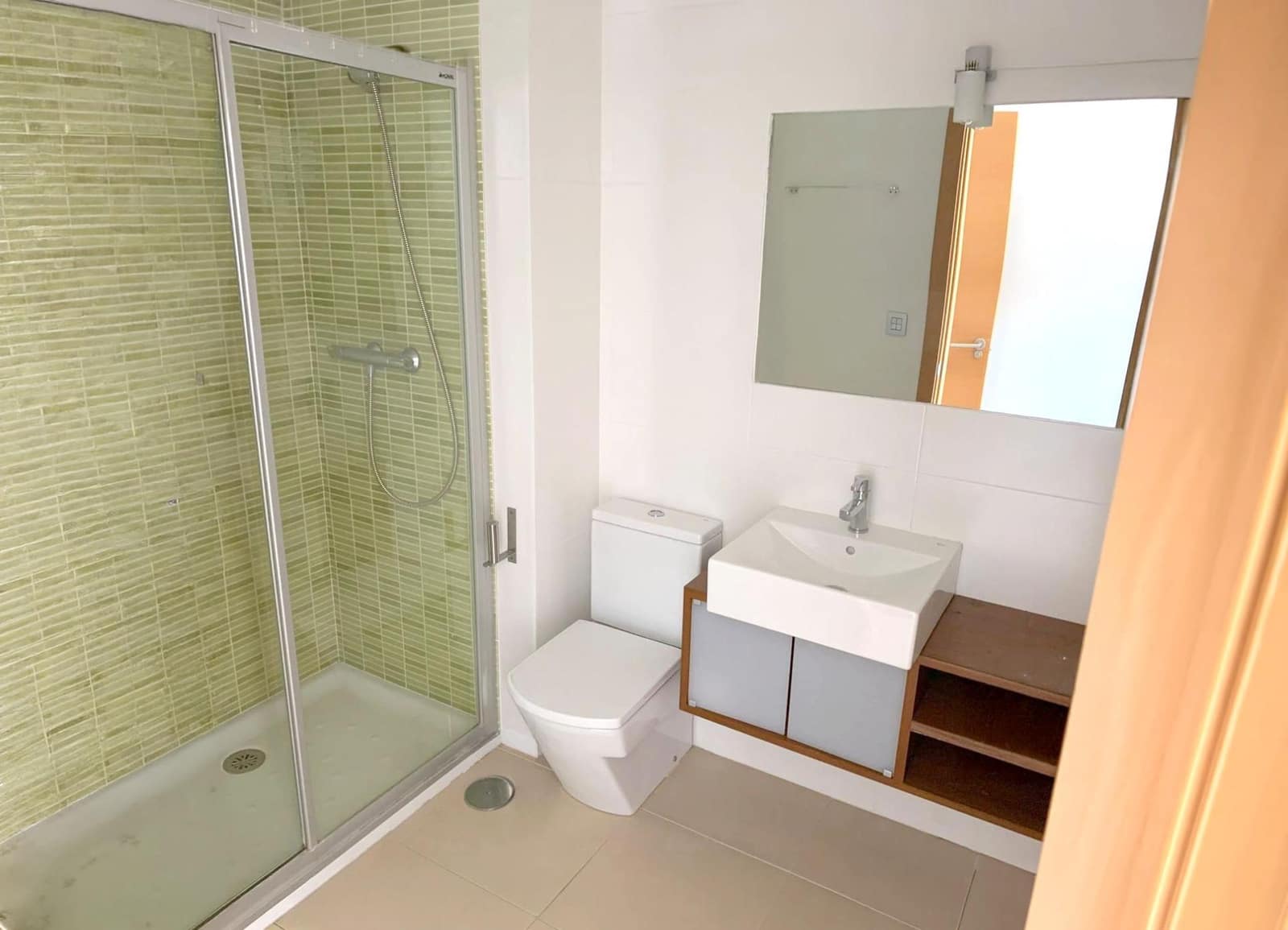2 bedroom Penthouse for sale in Alicante / Alacant city with pool garage - € 636,300 (Ref: 9930812)