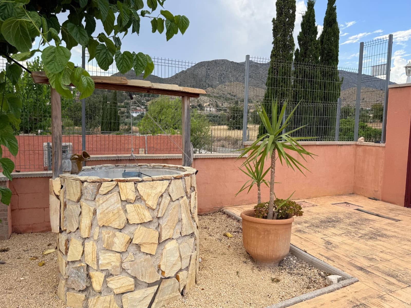3 bedroom Villa for sale in Aguas de Busot / Aigues - € 460,000 (Ref: 9931557)