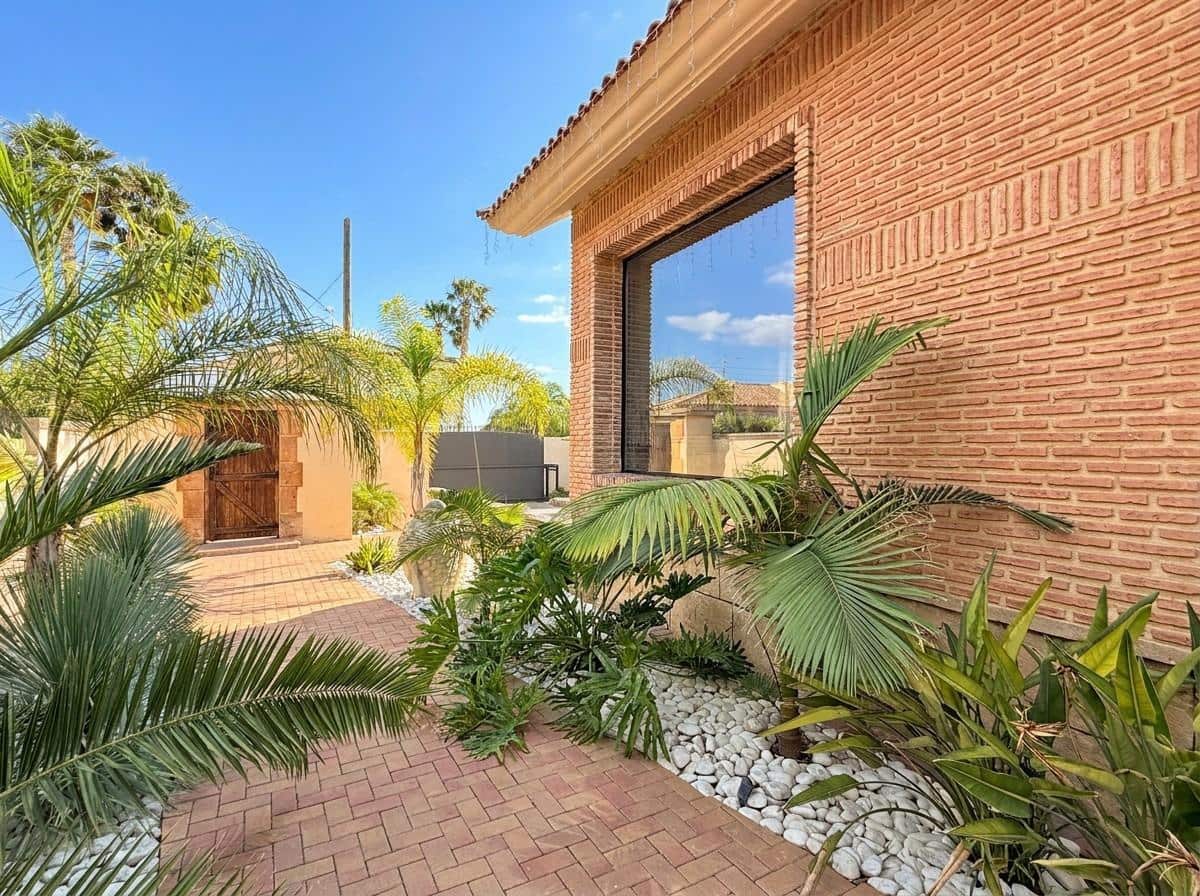 4 chambre Villa/Maison à vendre à San Vicente / Sant Vicent del Raspeig avec piscine garage - 1 065 000 € (Ref: 9947952)