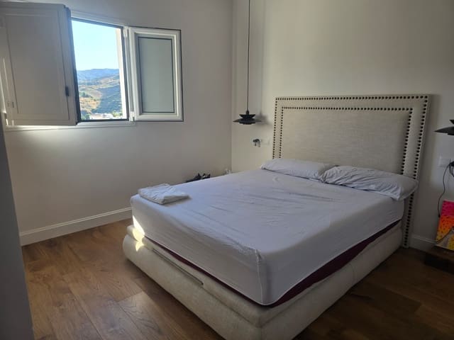 3 bedroom Penthouse for rent in El Borge with garage - € 1,175 (Ref: 10009912)