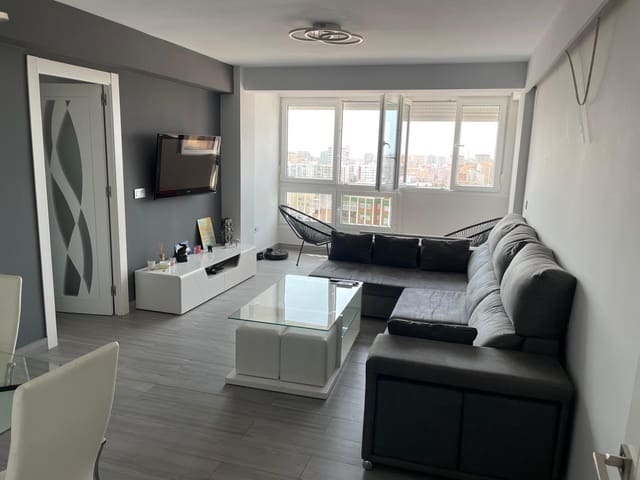 3 bedroom Flat for rent in Suarez, Málaga city with garage - € 1,290 (Ref: 10009944)
