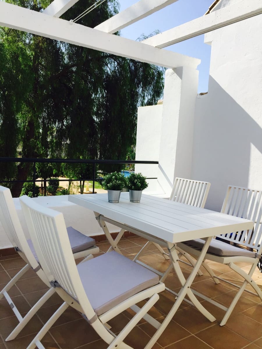 2 sypialnia Mieszkanie do wynajęcia w Marbella z basenem garażem - 1 900 € (Ref: 10019852)