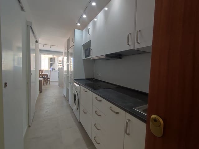 Piso de 2 habitaciones en Torremolinos en alquiler con garaje - 1.000 € (Ref: 10021786)