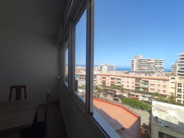 Piso de 2 habitaciones en Torremolinos en alquiler con garaje - 1.000 € (Ref: 10021786)