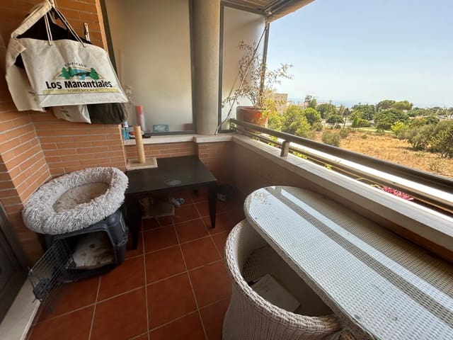 Piso de 3 habitaciones en Torremolinos en alquiler con garaje - 1.425 € (Ref: 10021788)