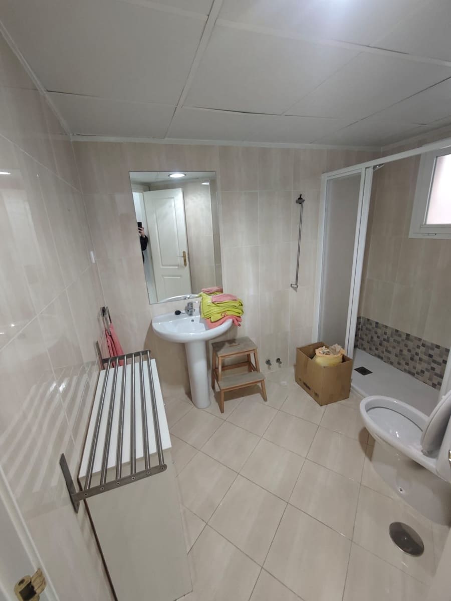 Yksiö vuokrattavana paikassa Rincon de la Victoria mukana 
autotalli - 950 € (Ref: 10030862)
