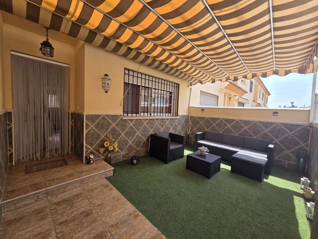 3 sypialnia Dom szeregowy do wynajęcia w Chilches, Vélez-Málaga z garażem - 1 100 € (Ref: 10045685)