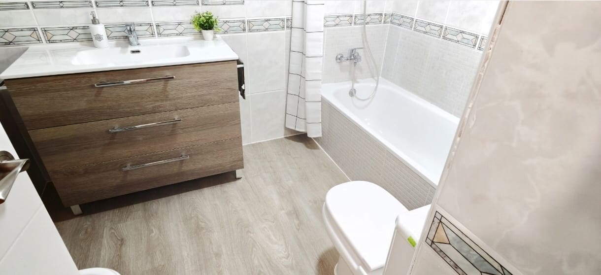 3 bedroom Flat for rent in Malaga city with garage - € 1,400 (Ref: 10045688)