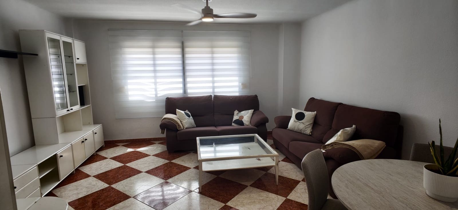 3 bedroom Flat for rent in Malaga city with garage - € 1,400 (Ref: 10045688)