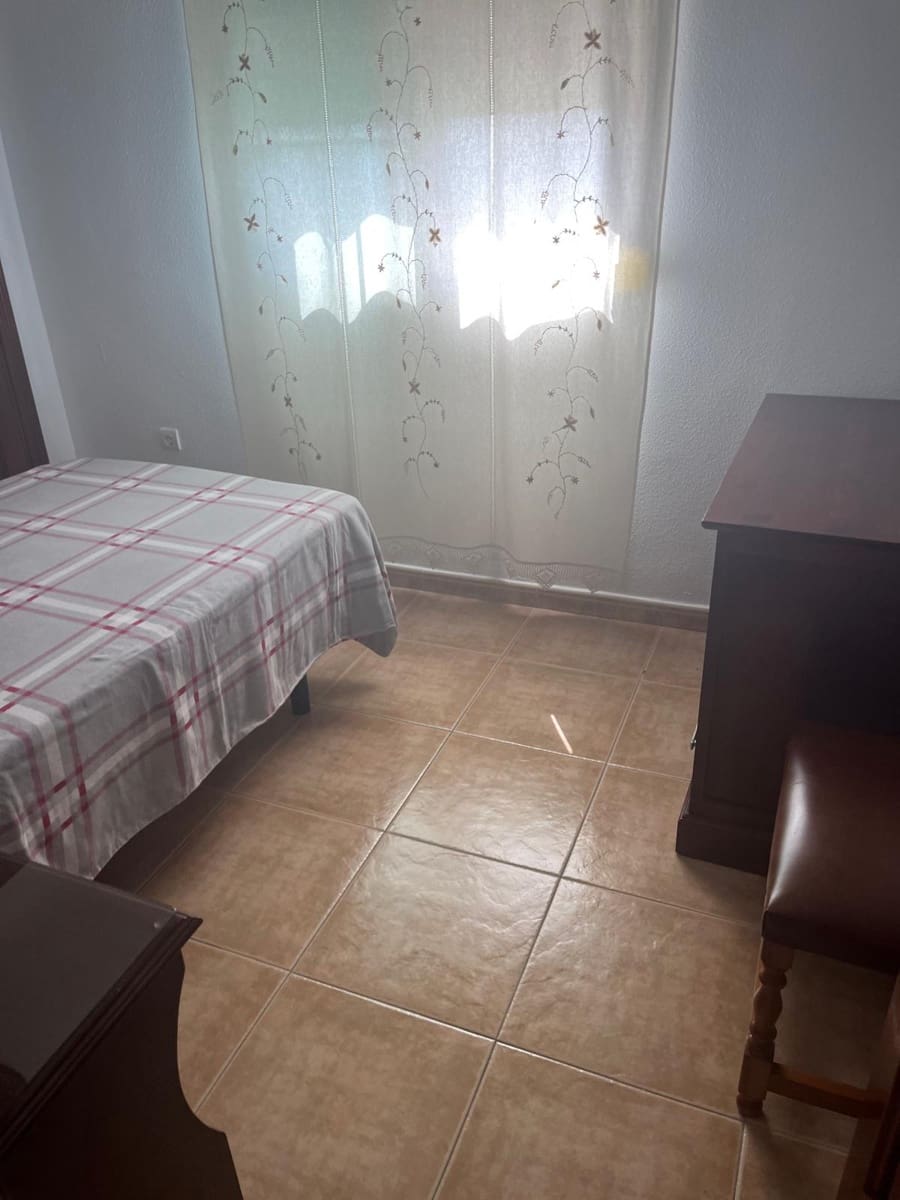 3 soverom Hus til leie i Comares - € 850 (Ref: 10054478)