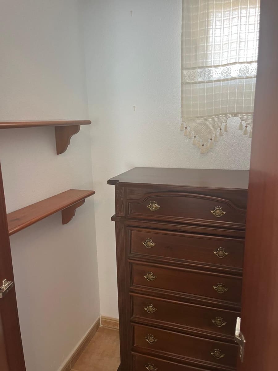 3 soverom Hus til leie i Comares - € 850 (Ref: 10054478)