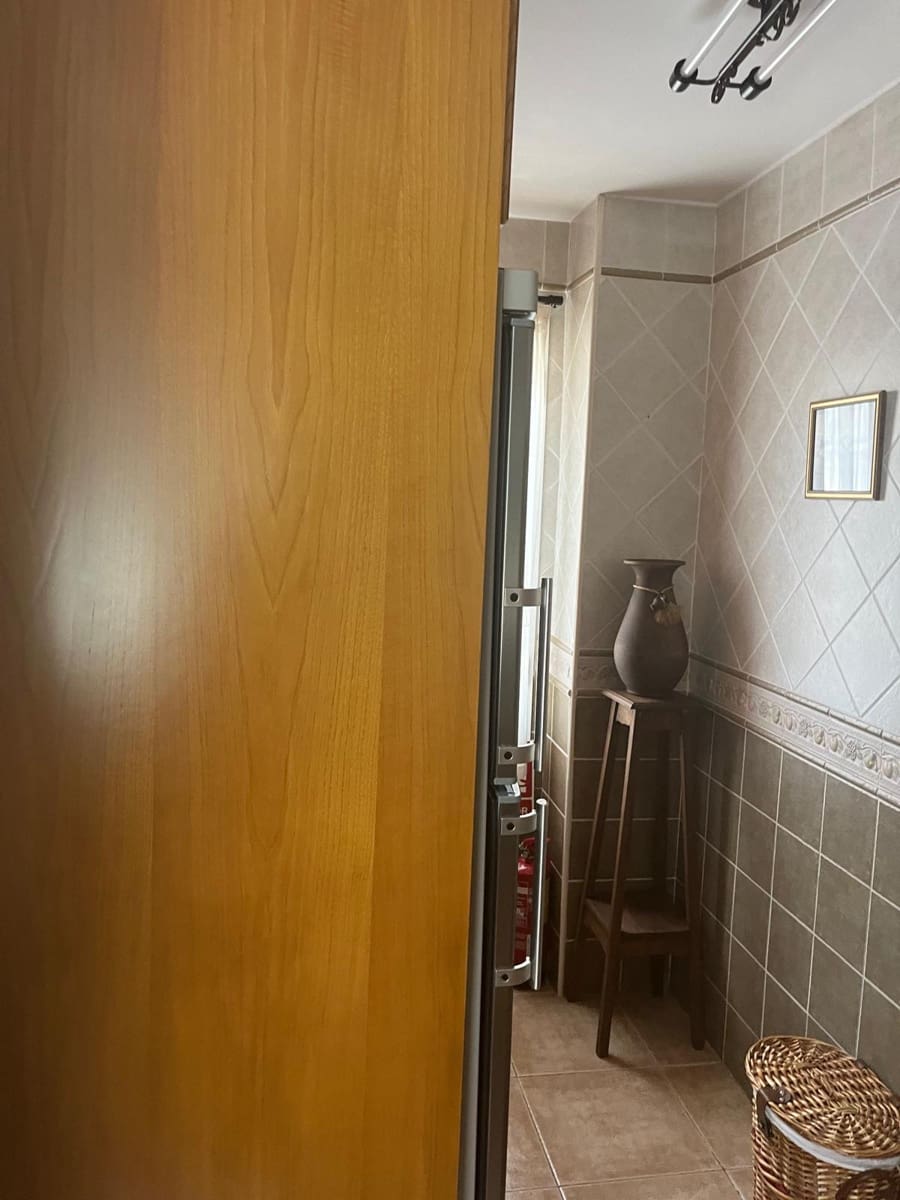 3 soverom Hus til leie i Comares - € 850 (Ref: 10054478)
