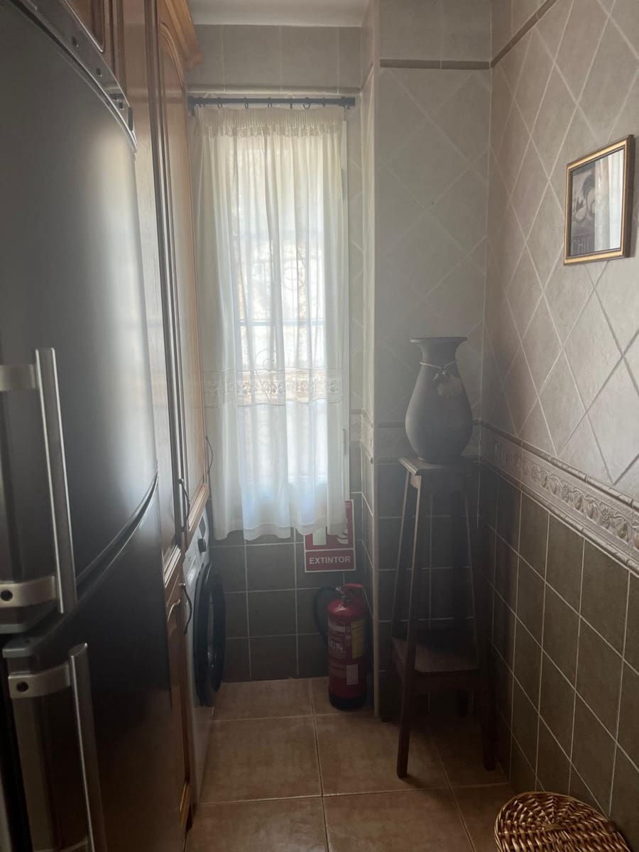 3 soverom Hus til leie i Comares - € 850 (Ref: 10054478)