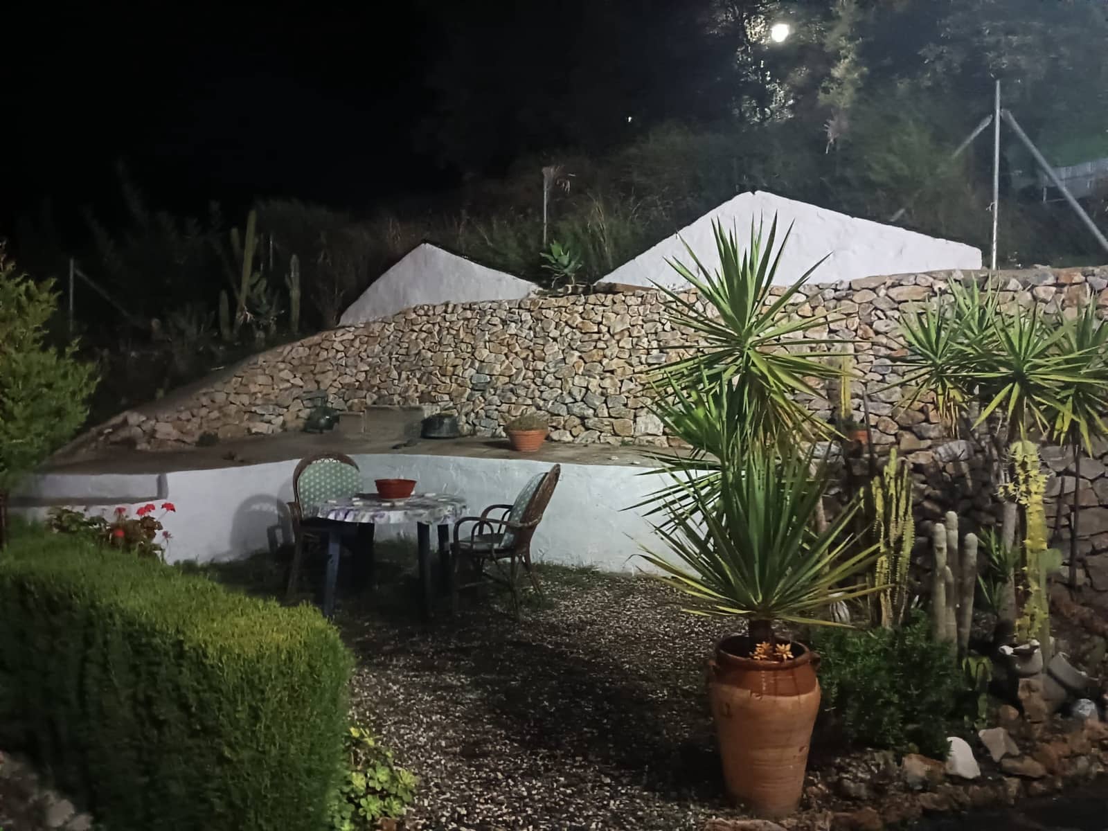 Grunde uden byggetilladelser til leje i Torrox - € 850 (Ref: 10054481)