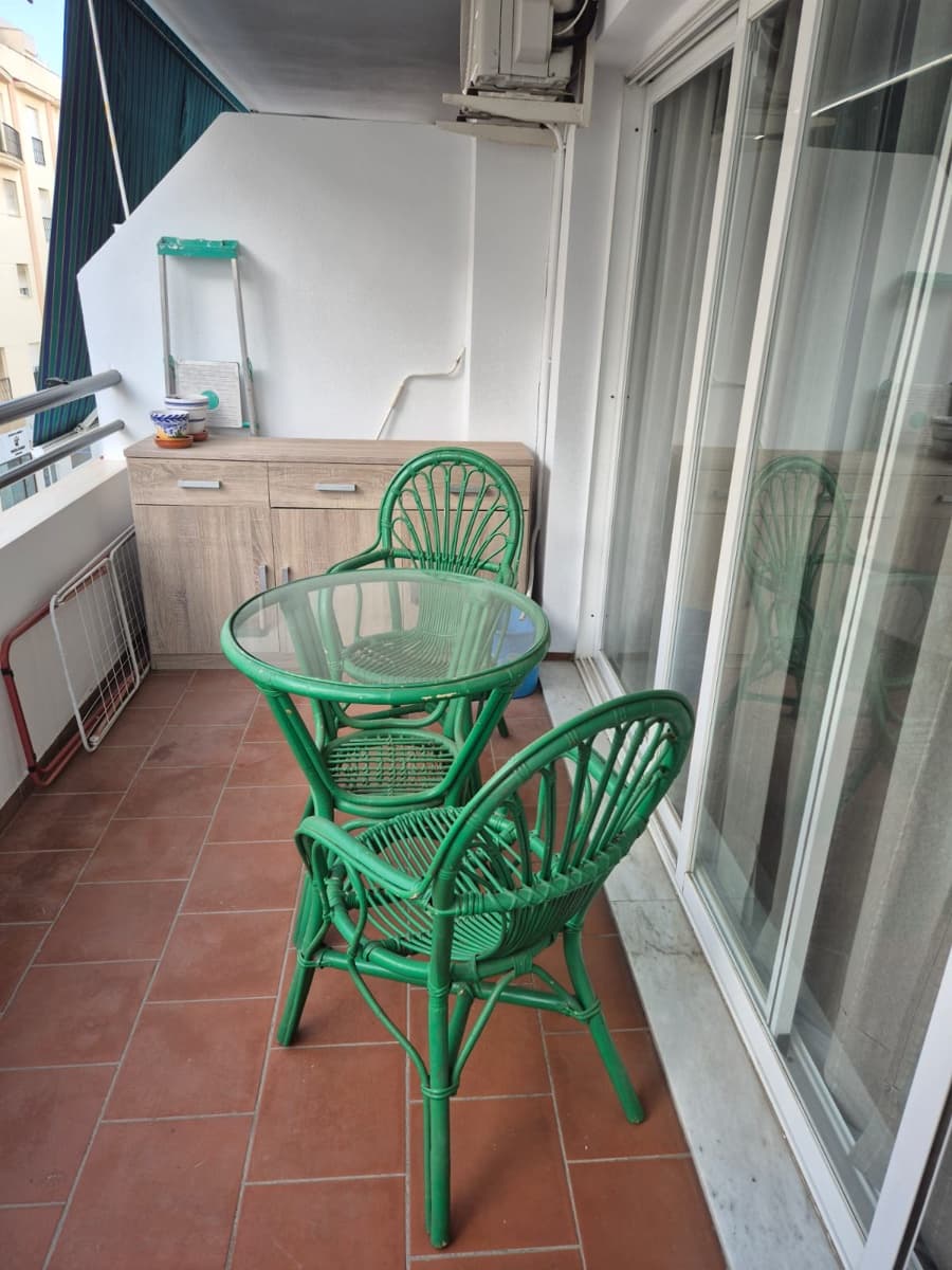 3 bedroom Flat for rent in Velez-Malaga with pool - € 1,200 (Ref: 10060345)