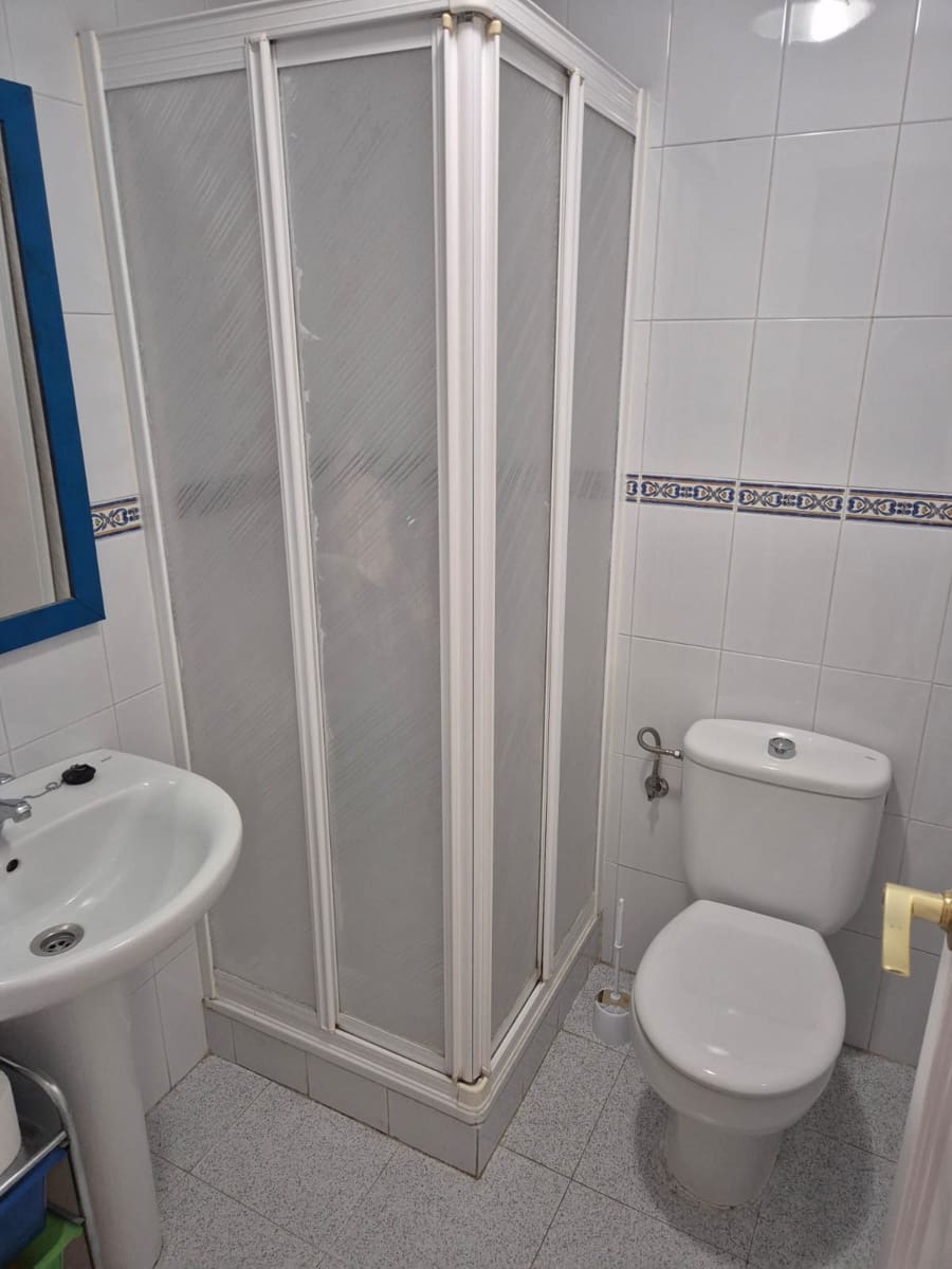 3 bedroom Flat for rent in Velez-Malaga with pool - € 1,200 (Ref: 10060345)
