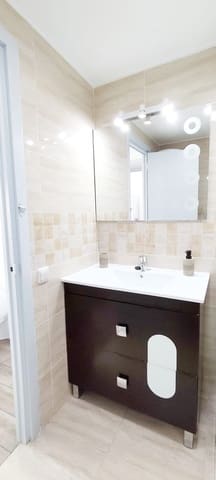 1 quarto Apartamento para arrendar em Torremolinos - 1 200 € (Ref: 10060351)