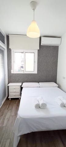 1 quarto Apartamento para arrendar em Torremolinos - 1 200 € (Ref: 10060351)