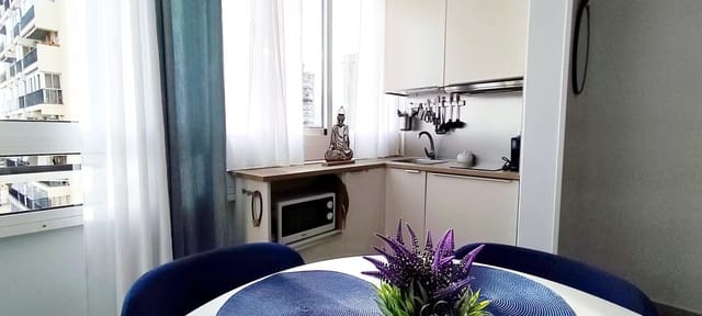 1 quarto Apartamento para arrendar em Torremolinos - 1 200 € (Ref: 10060351)