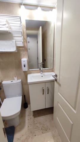 1 quarto Penthouse para arrendar em Cortijo Torrequebrada, Benalmádena com garagem - 1 000 € (Ref: 10060979)