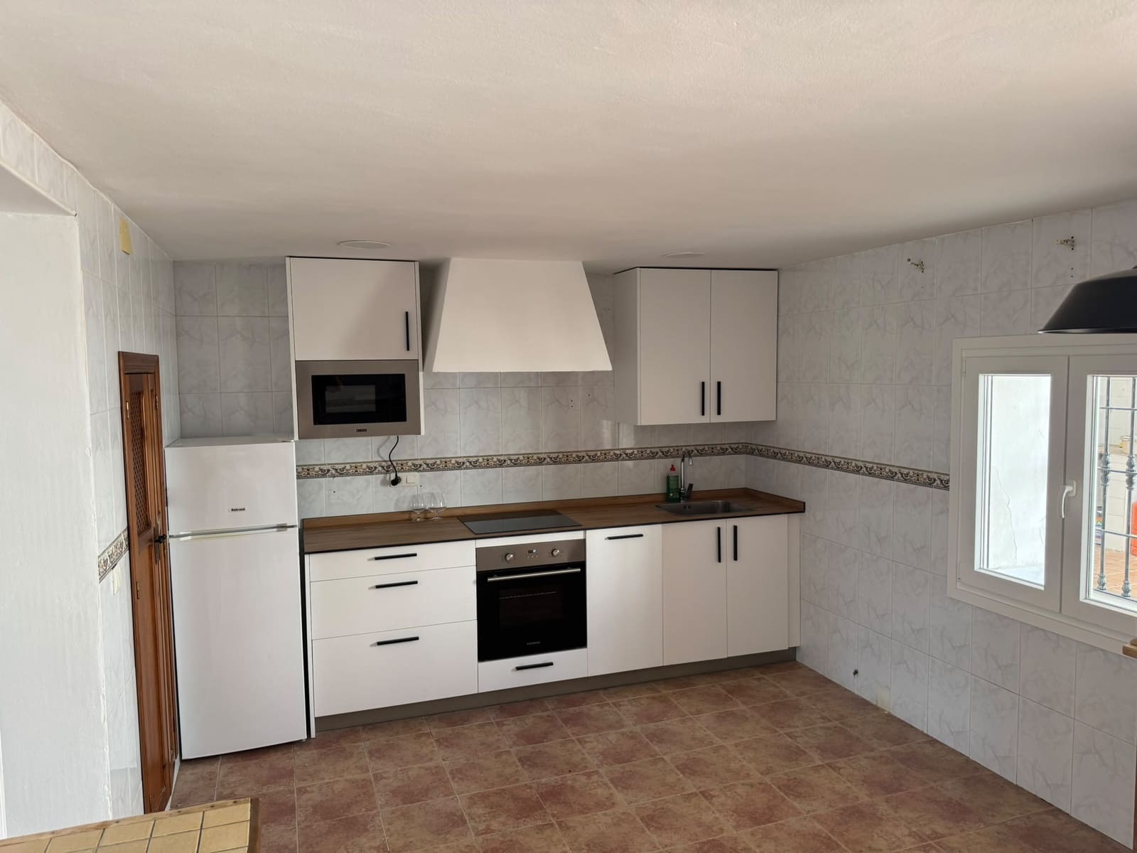 2 slaapkamer Huis te huur in Cartama - € 1.200 (Ref: 10099390)