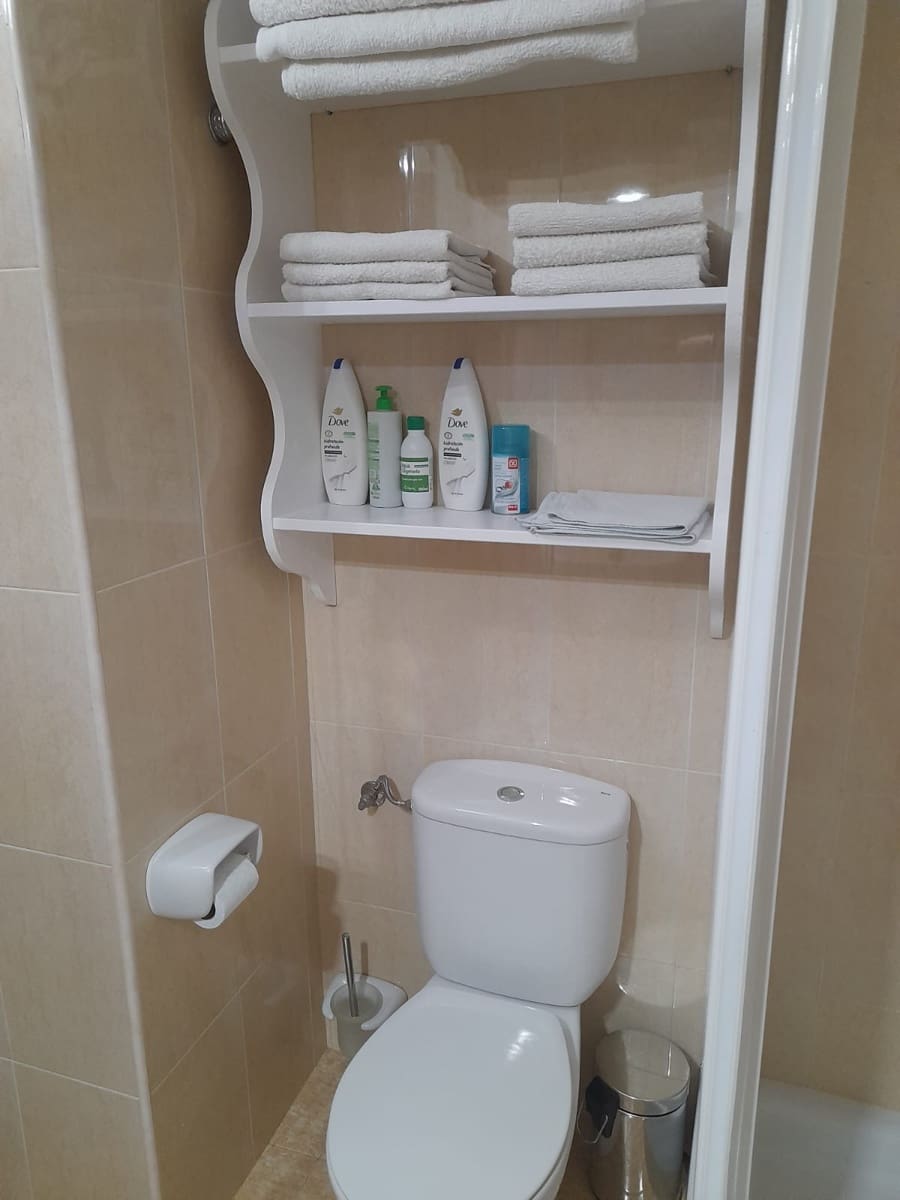2 soveværelse Lejlighed til leje i Malaga by - € 1.350 (Ref: 10099432)
