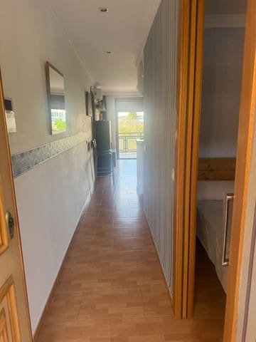 2 bedroom Flat for rent in Ricardo Soriano, Marbella - € 1,300 (Ref: 10099452)