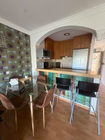 2 bedroom Flat for rent in Ricardo Soriano, Marbella - € 1,300 (Ref: 10099452)