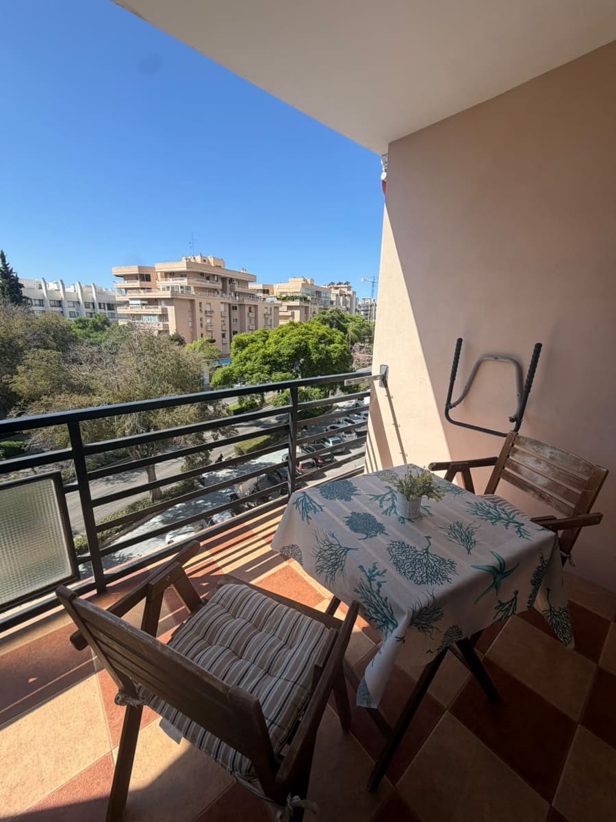 2 camera da letto Appartamento da affittare in Marbella - 1.300 € (Rif: 10099452)