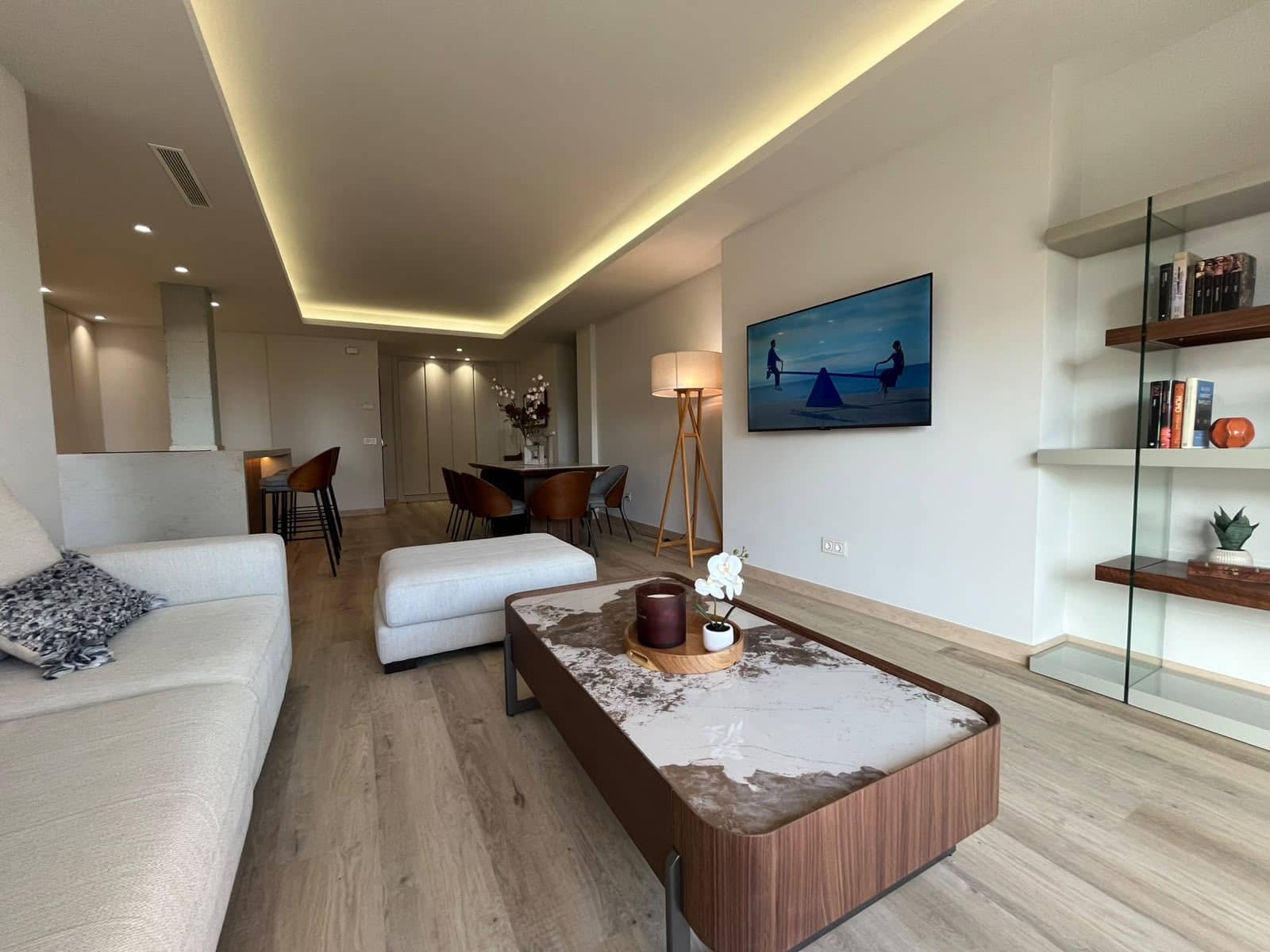 Piso de 4 habitaciones en Málaga ciudad en alquiler con garaje - 3.100 € (Ref: 10099455)