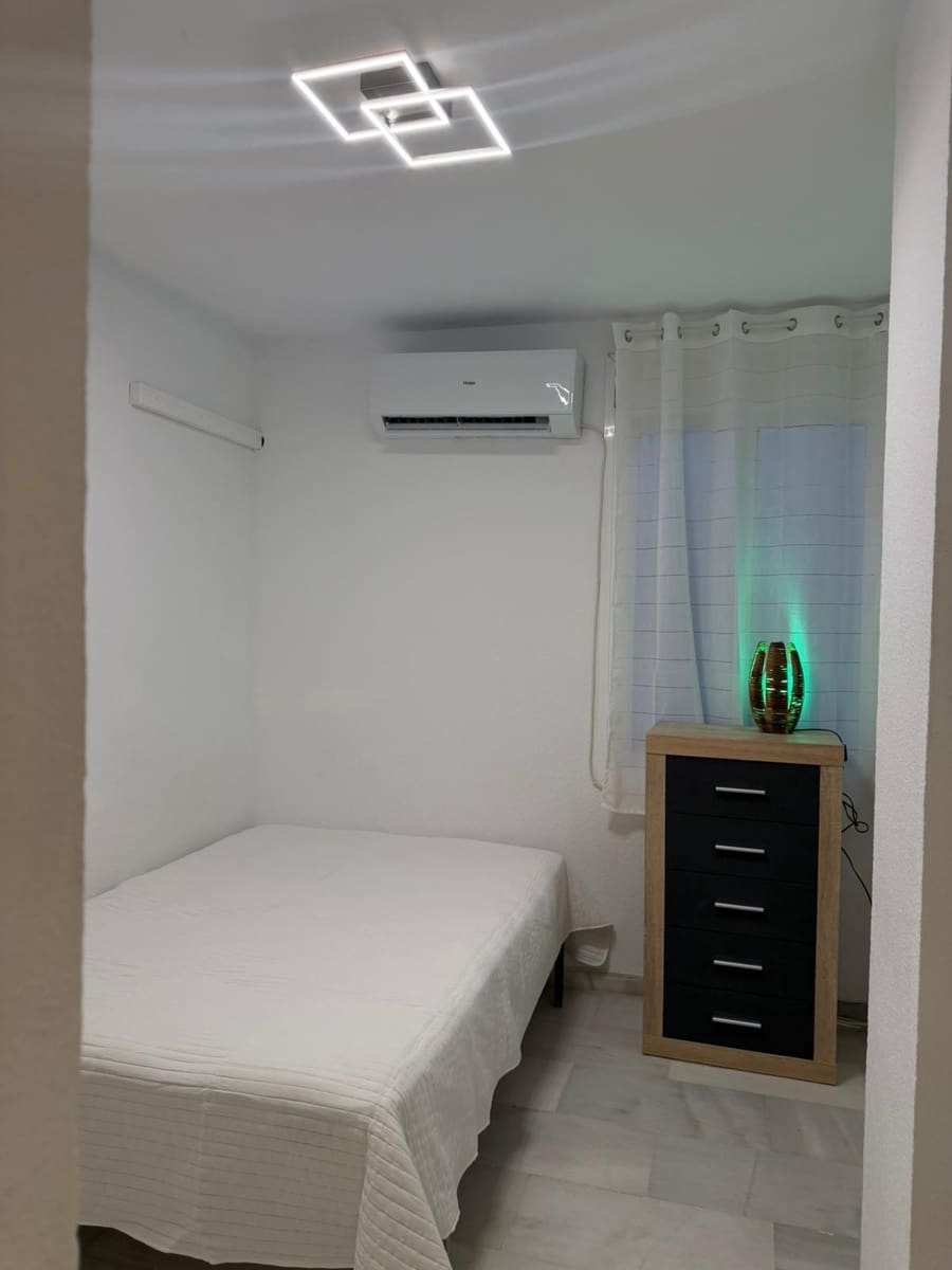 2 sovrum Lägenhet att hyra i Malaga stad - 1 290 € (Ref: 10100755)