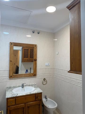 2 sovrum Lägenhet att hyra i Dos Hermanas, Málaga stad - 1 290 € (Ref: 10100755)