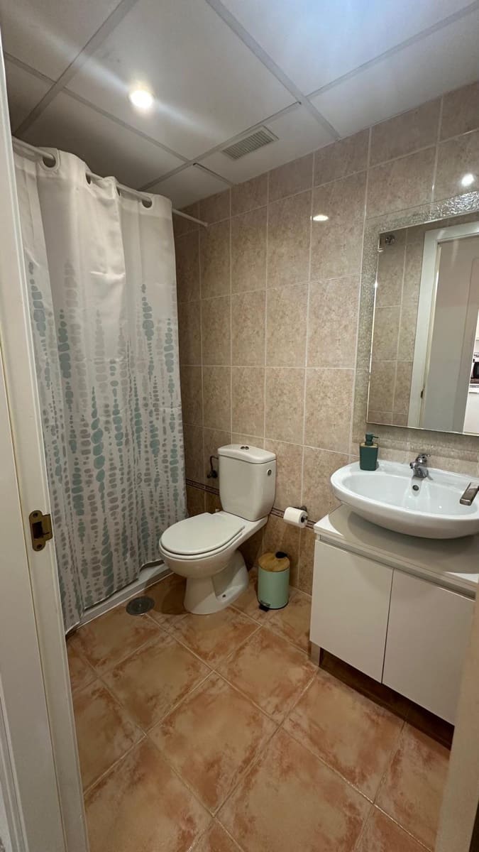 Penthouse de 4 chambres à louer à Malaga ville avec piscine garage - 2 500 € (Ref: 10103497)
